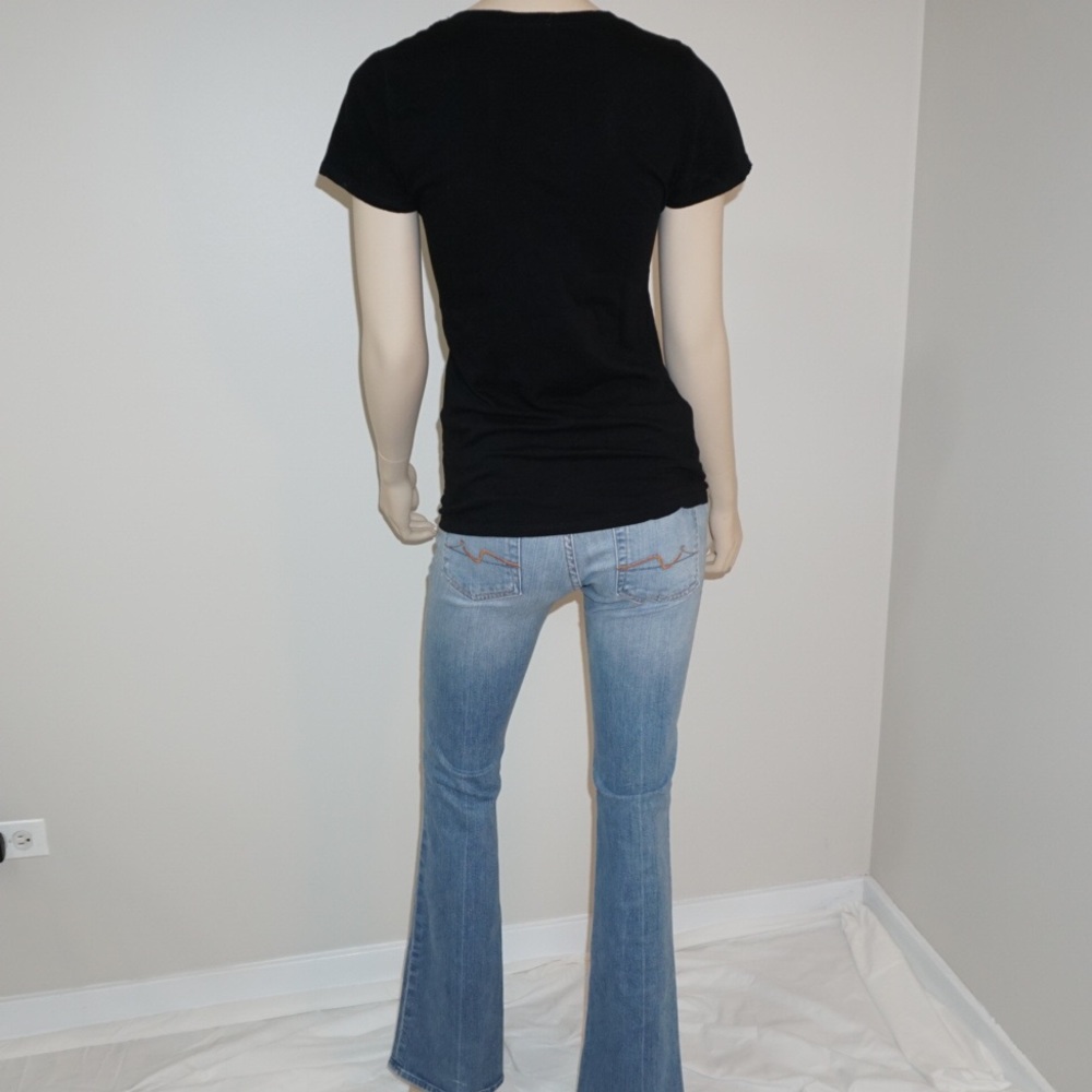 Bozzolo V-Neck Rhinestone Tee - Picture 9 of 10
